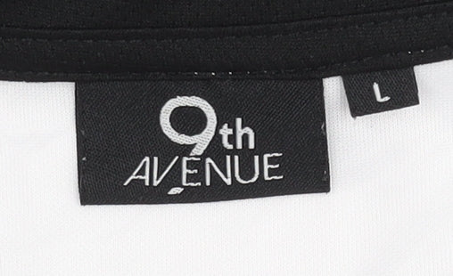 Adult White Deutschland Football Shirt L Home Kit