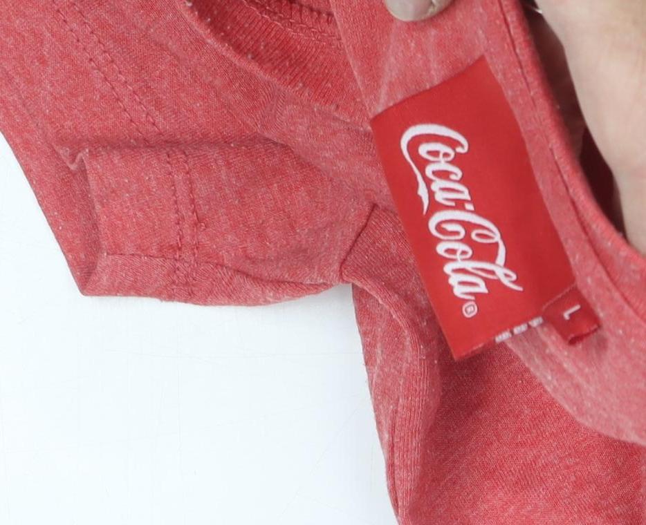 Mens UK Size L Coca-Cola Red  T-Shirt