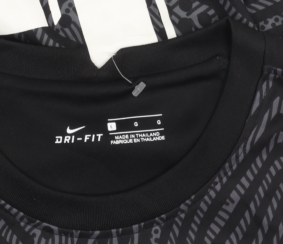 Nike Men's Black Football Jersey Short Sleeve L