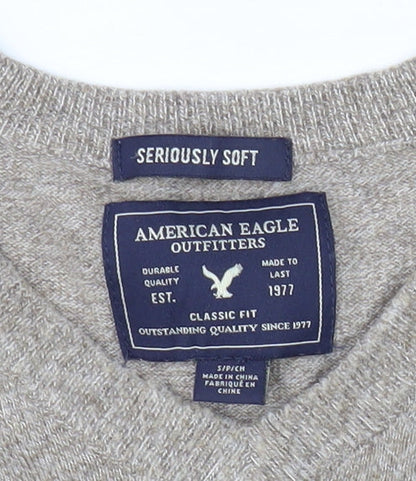 American Eagle Men's Beige V-Neck Pullover Jumper S