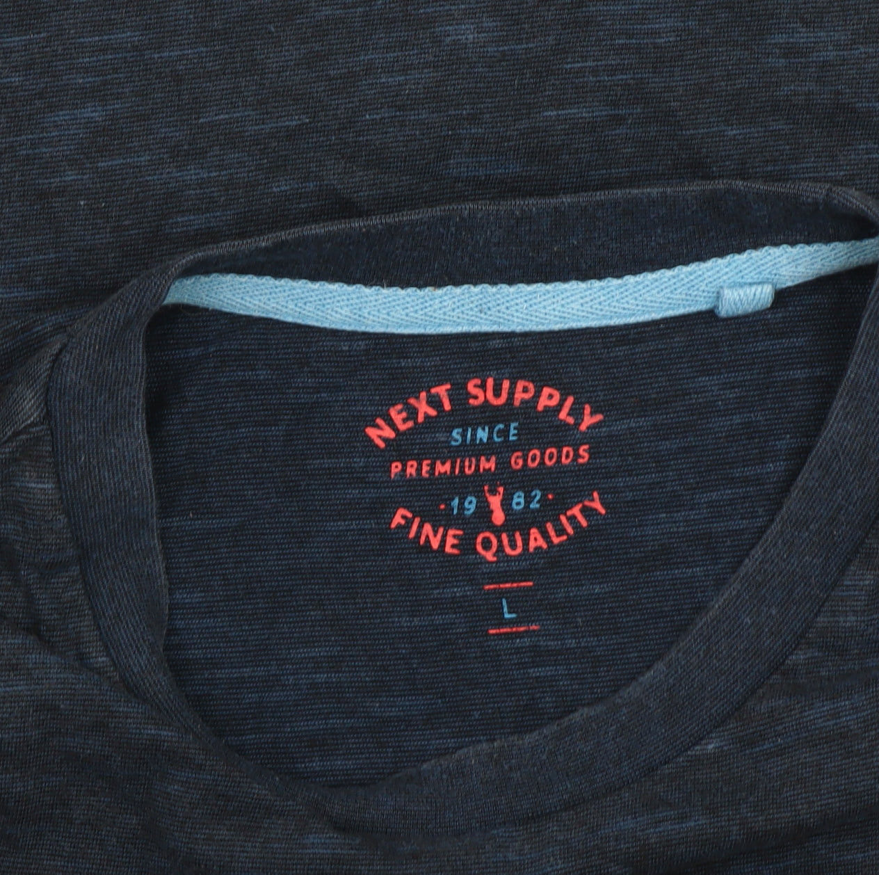 Next Men's Blue Surf Print T-Shirt Size L