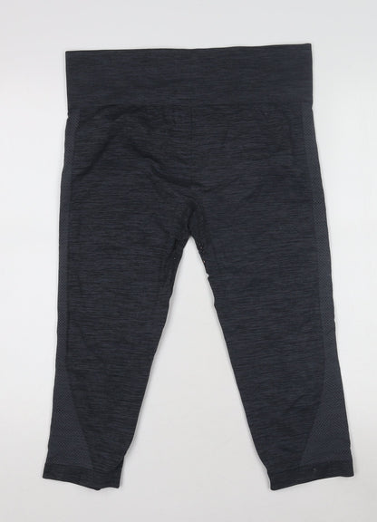 USA Pro Women's Black Cropped Gym Leggings L