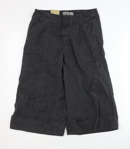 Old Navy Women's Black Culotte Shorts, Size L