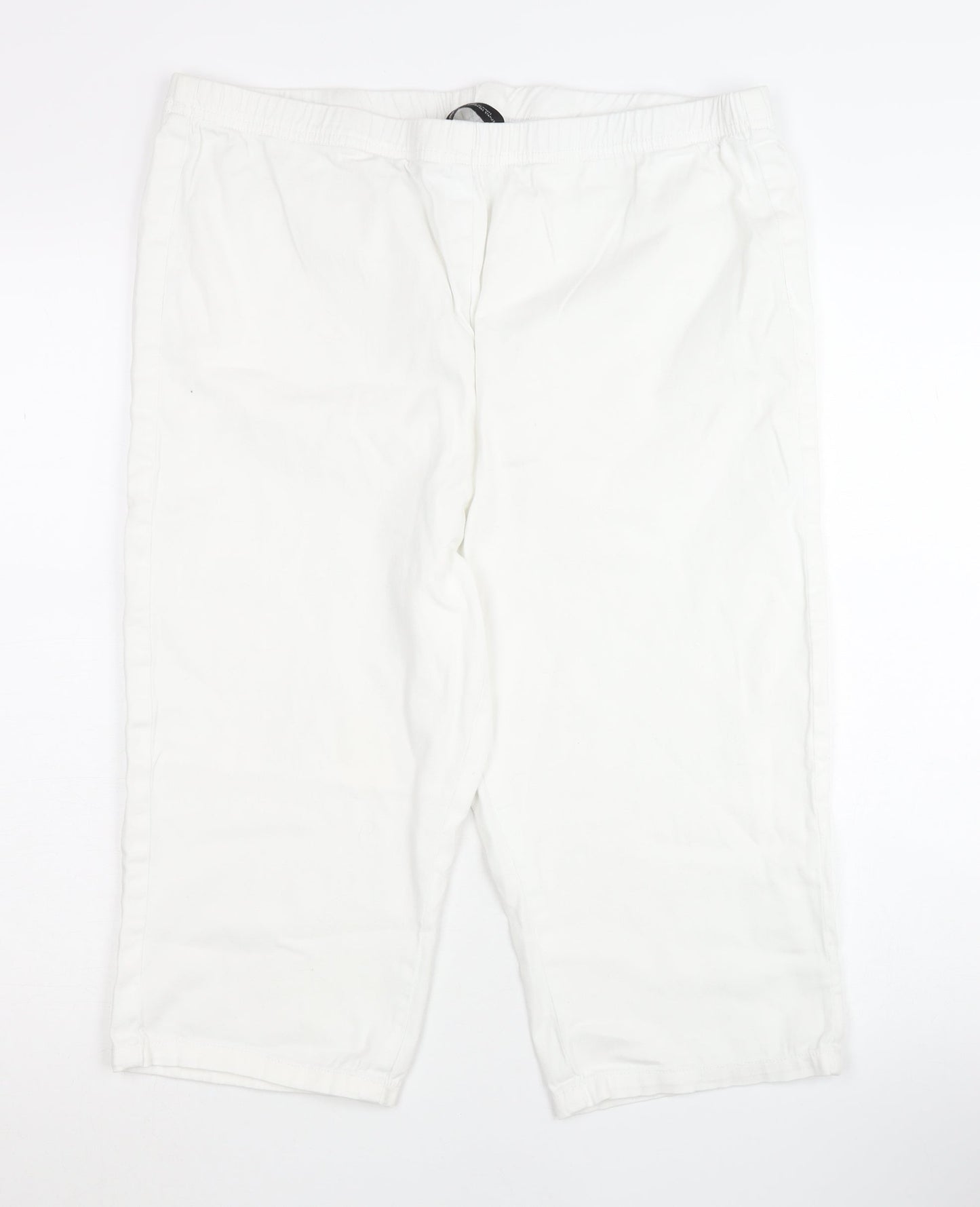 Capsule Women's White Shorts Size 20, Cotton Blend