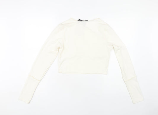 PrettyLittleThing Women's White Cropped Top