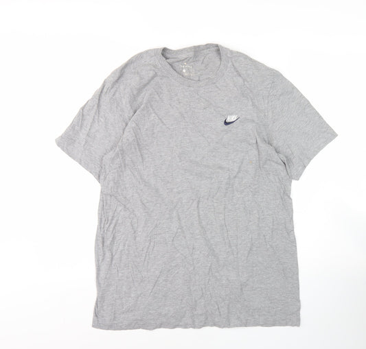 Nike Men's Grey T-Shirt Size L with Logo