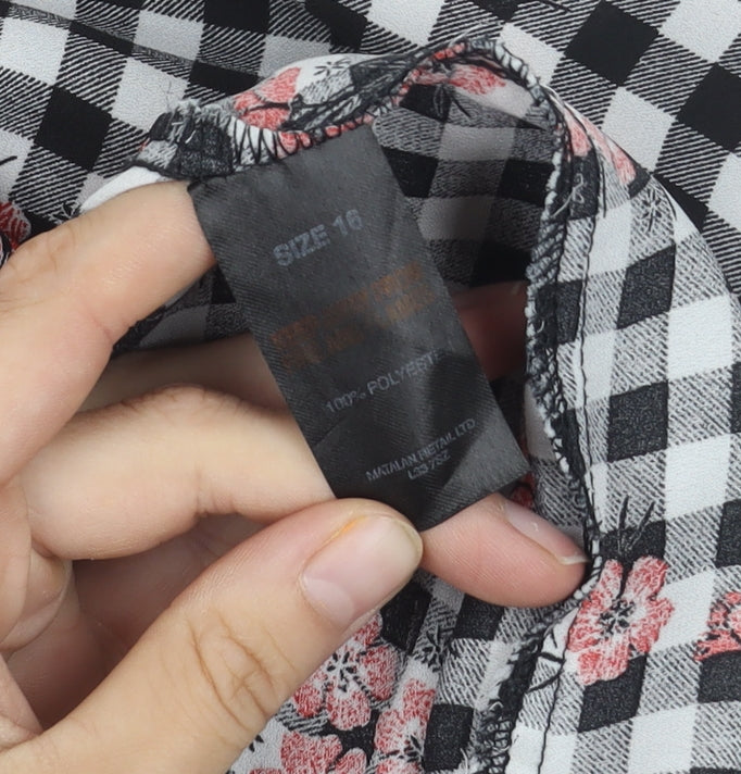 Papaya Women's Black Floral Blouse Size 16