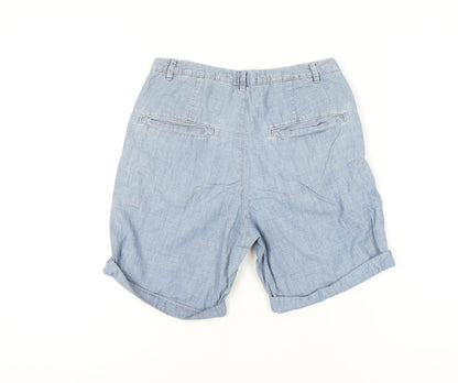 H&M Women's Blue Chino Shorts Size 6