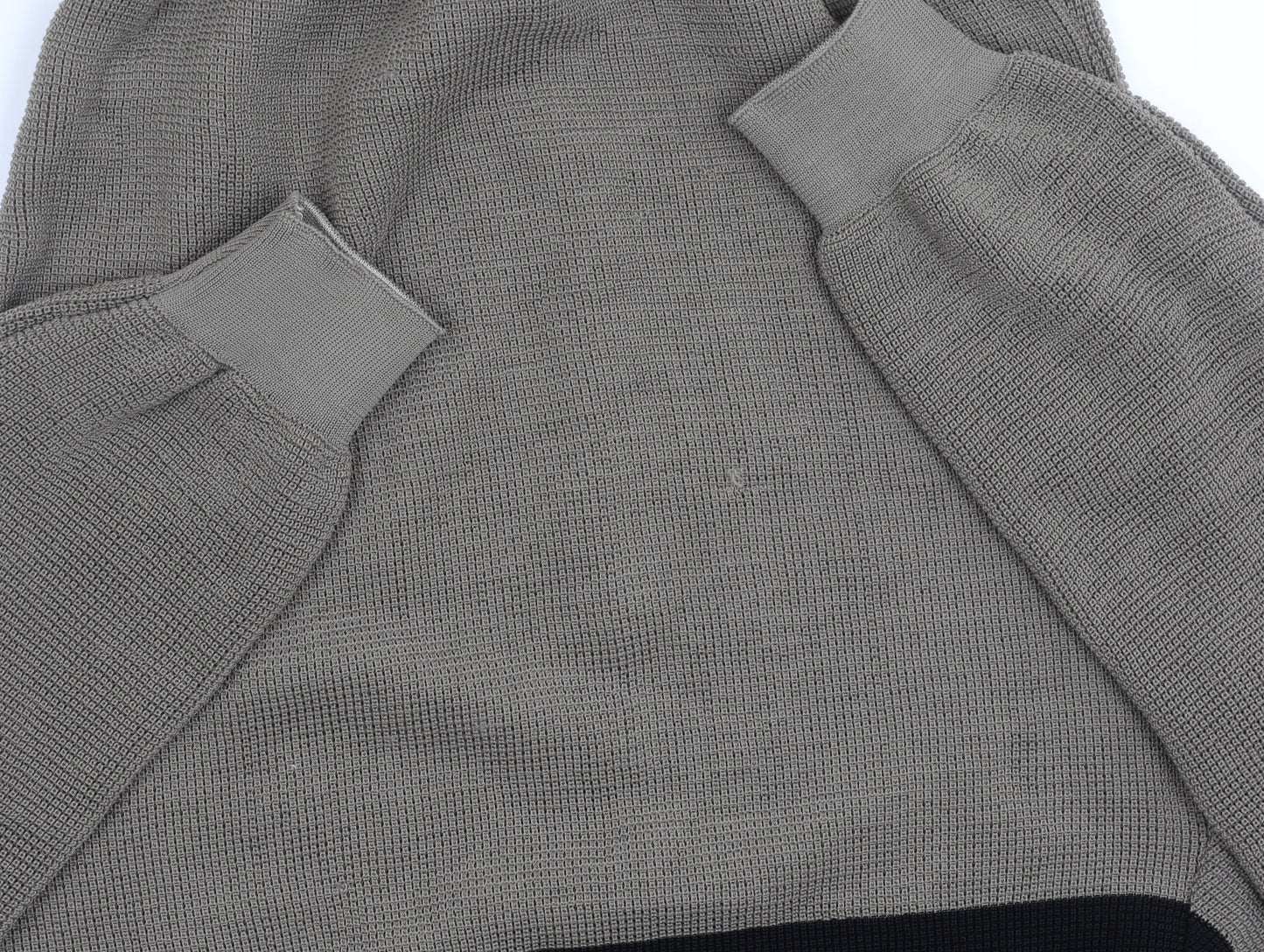 boohooMAN Men's Grey Waffle-Knit Jumper L