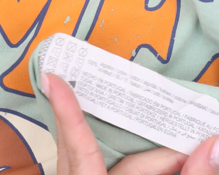 Pull & Bear Men's Green Retro Graphic T-Shirt M