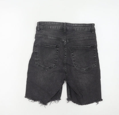 H&M Women's Black Cut-Off Denim Shorts Size 8