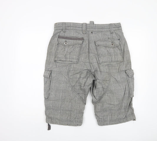 McKenzie Men's Grey Cargo Shorts M, Check Pattern