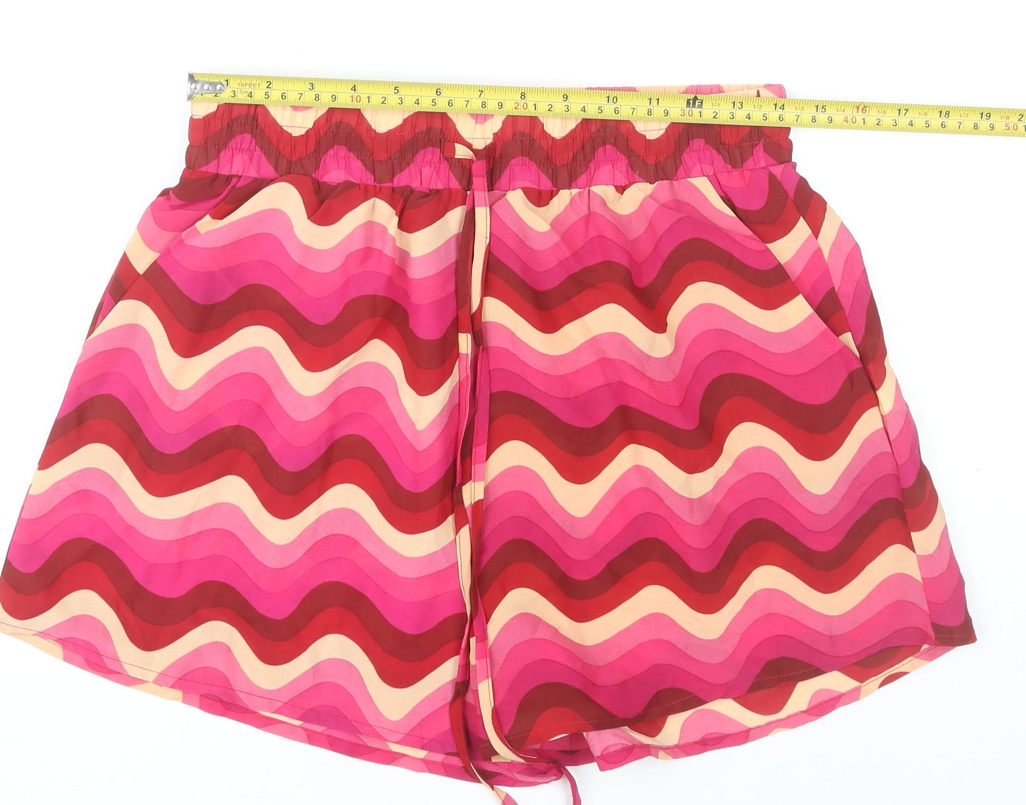 In The Style Women's Multicoloured Size 12 70s Print Drawstring Shorts