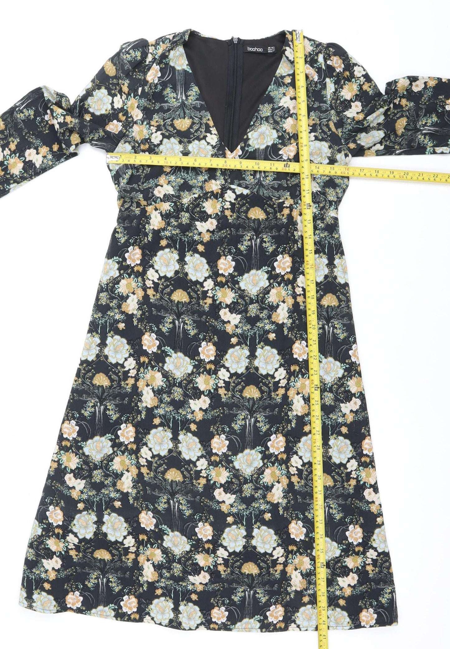 Boohoo Women's Multicoloured Floral Wrap Dress Size 10 Knee Length V-Neck