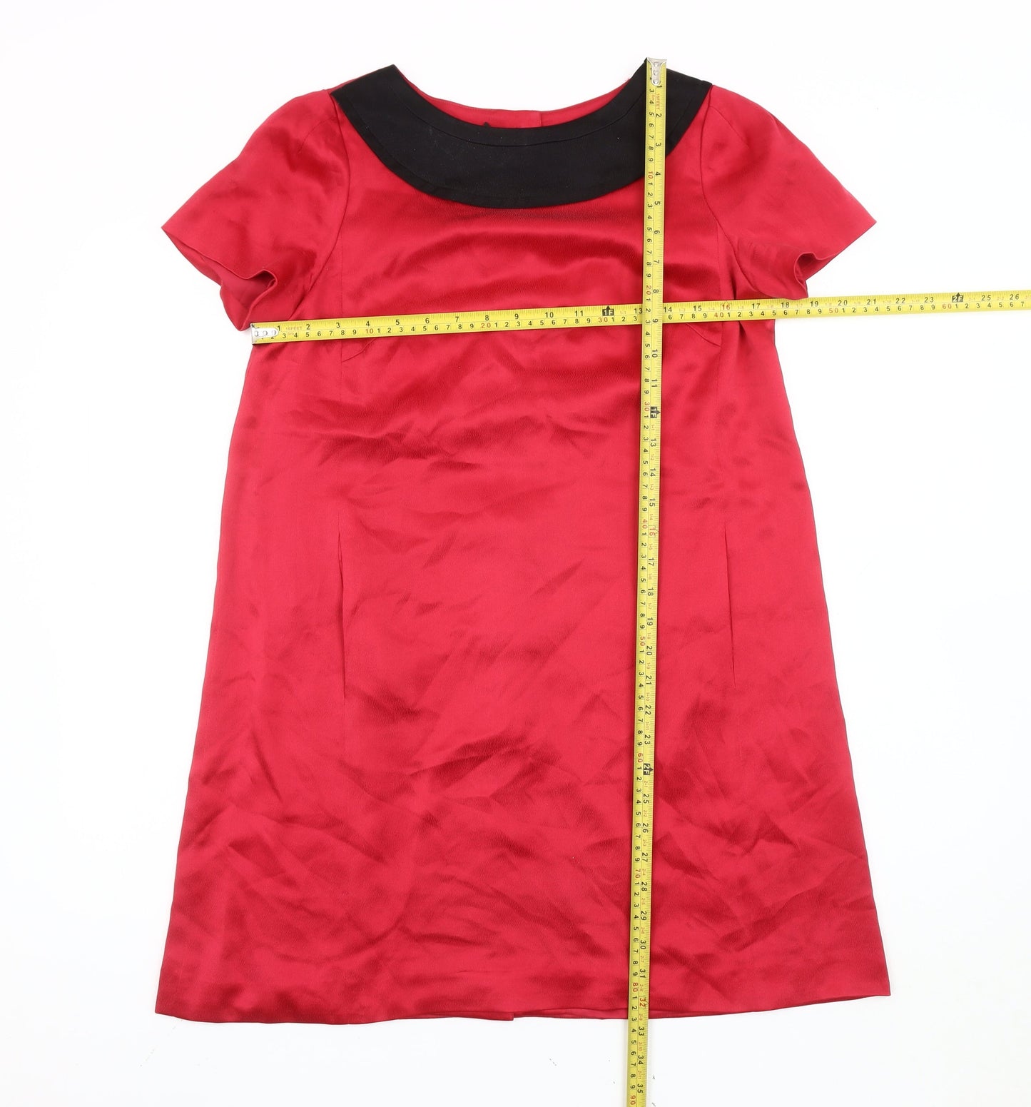 Jesiré Women's Red Silk Shift Dress Size 6 Knee Length Classic