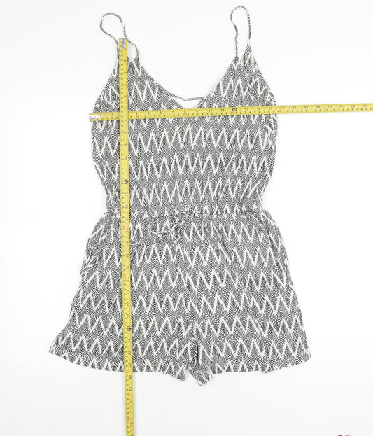 H&M Women’s Black Geometric V-Neck Sleeveless Playsuit Size 8