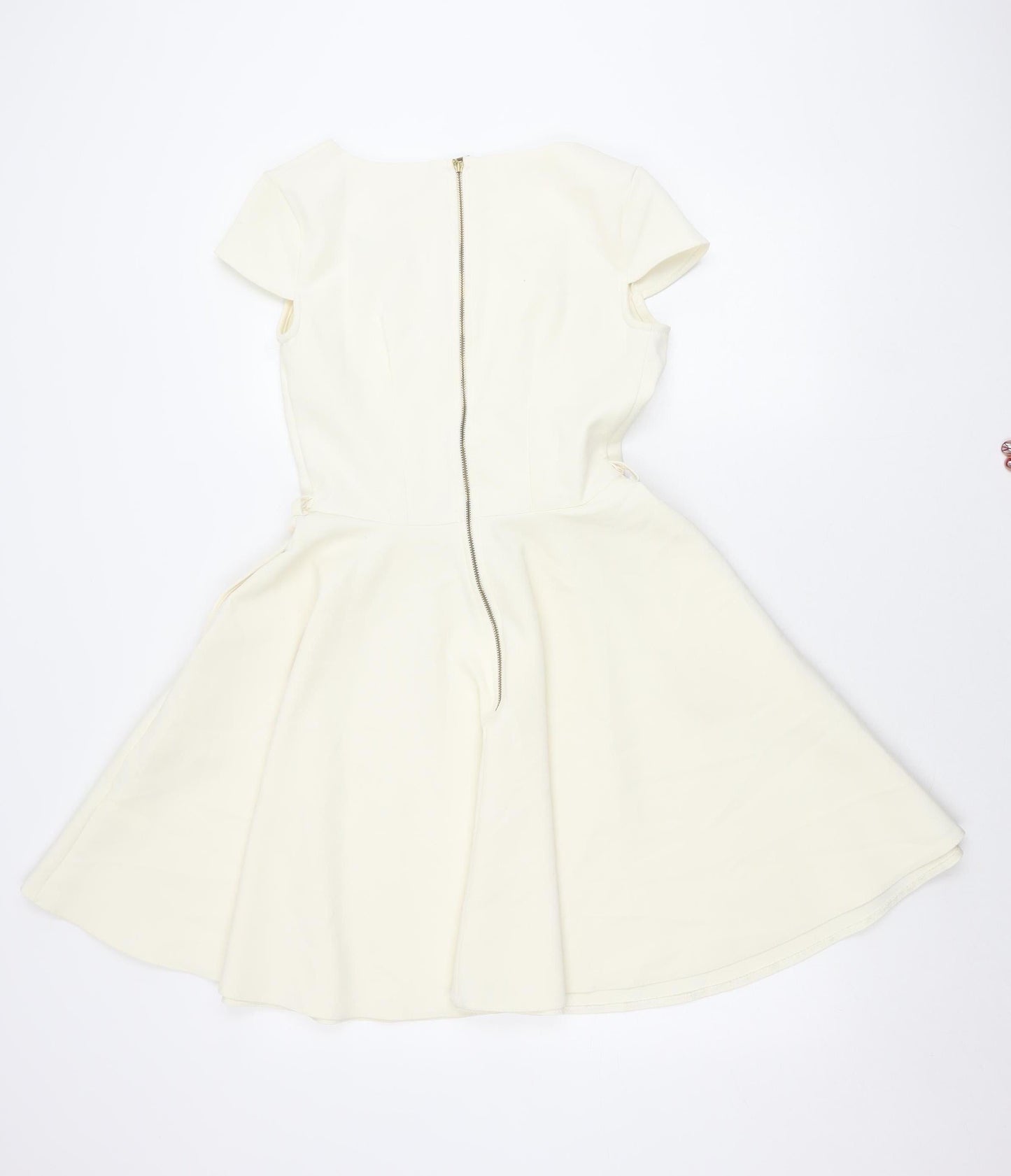 Closet Women’s Ivory Fit & Flare Dress Size 8 Knee Length Cap Sleeve