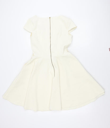 Closet Women’s Ivory Fit & Flare Dress Size 8 Knee Length Cap Sleeve