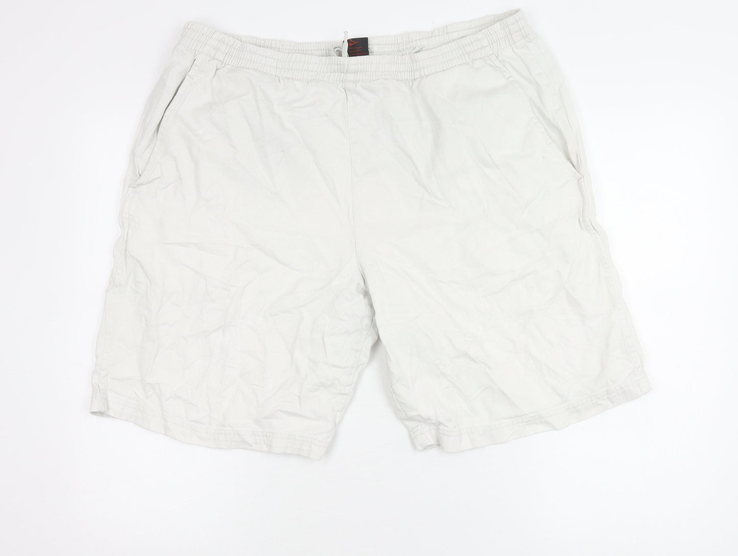 Nike Men's White Sports Shorts L Elastic Waist Pockets