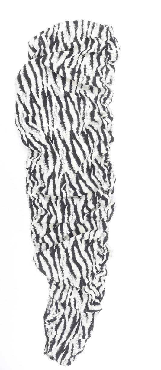 PrettyLittleThing Women’s Black Animal Print Mini Skirt Size 6