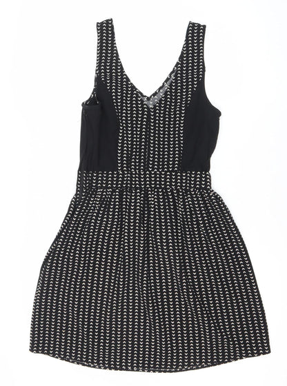 H&M Divided Women’s Black Geometric Fit & Flare Dress UK 6 Sleeveless
