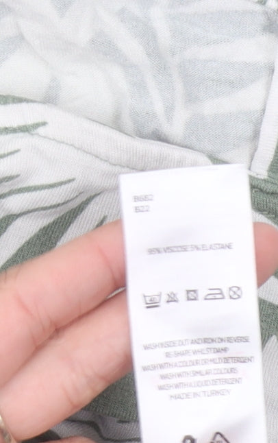 Womens UK Size 12 V by Very Green Basic T-Shirt