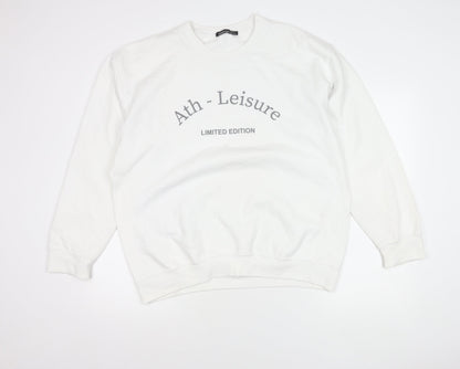 Boohoo Women’s White Plus Size 22 Pullover Logo Sweatshirt