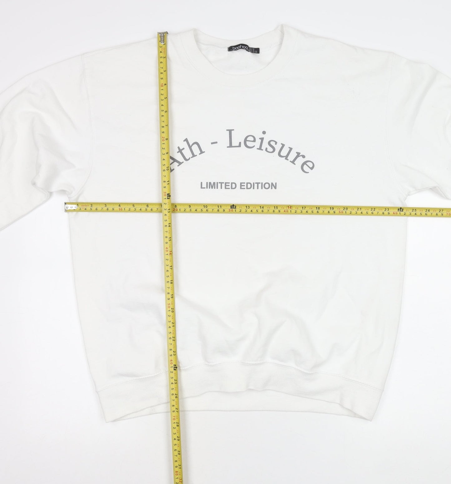 Boohoo Women’s White Plus Size 22 Pullover Logo Sweatshirt