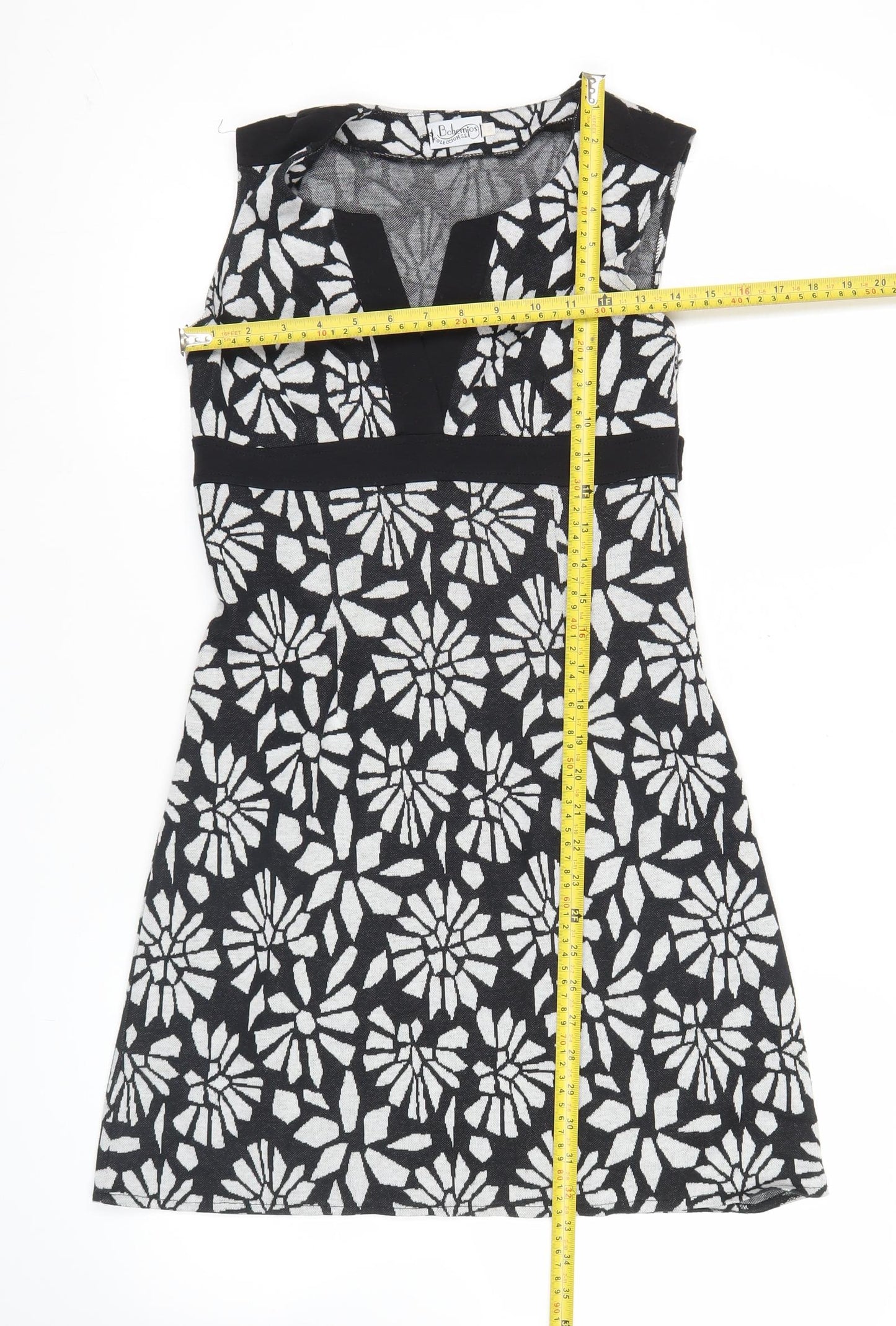 Bohemios Women’s Black Floral Sheath Dress Size 10 Sleeveless Workwear