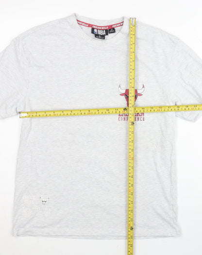 Unisex Adults UK Size XS NBA Grey Basic T-Shirt