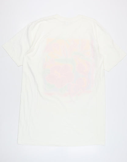 Heartland Apparel Women’s White Floral Graphic T-Shirt One Size