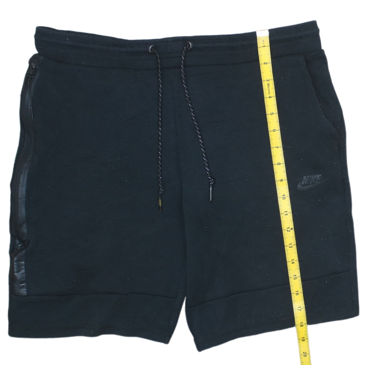 Nike Men’s Black Sweat Shorts M Regular Fit Cotton Blend Activewear