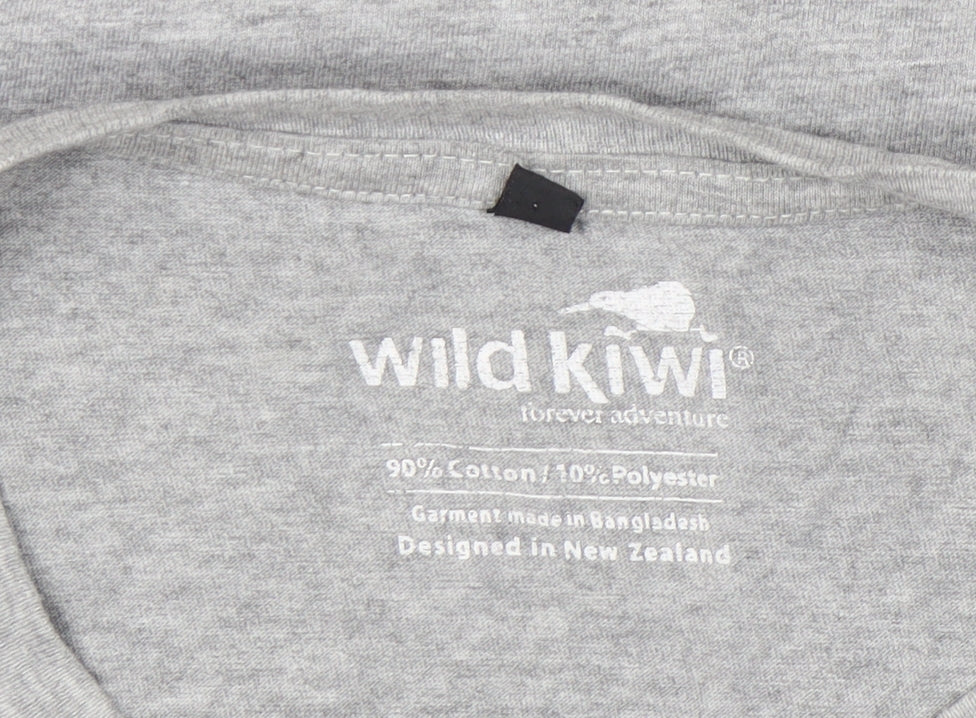 Wild Kiwi Men's Grey Medium Graphic Print Adventure T-Shirt
