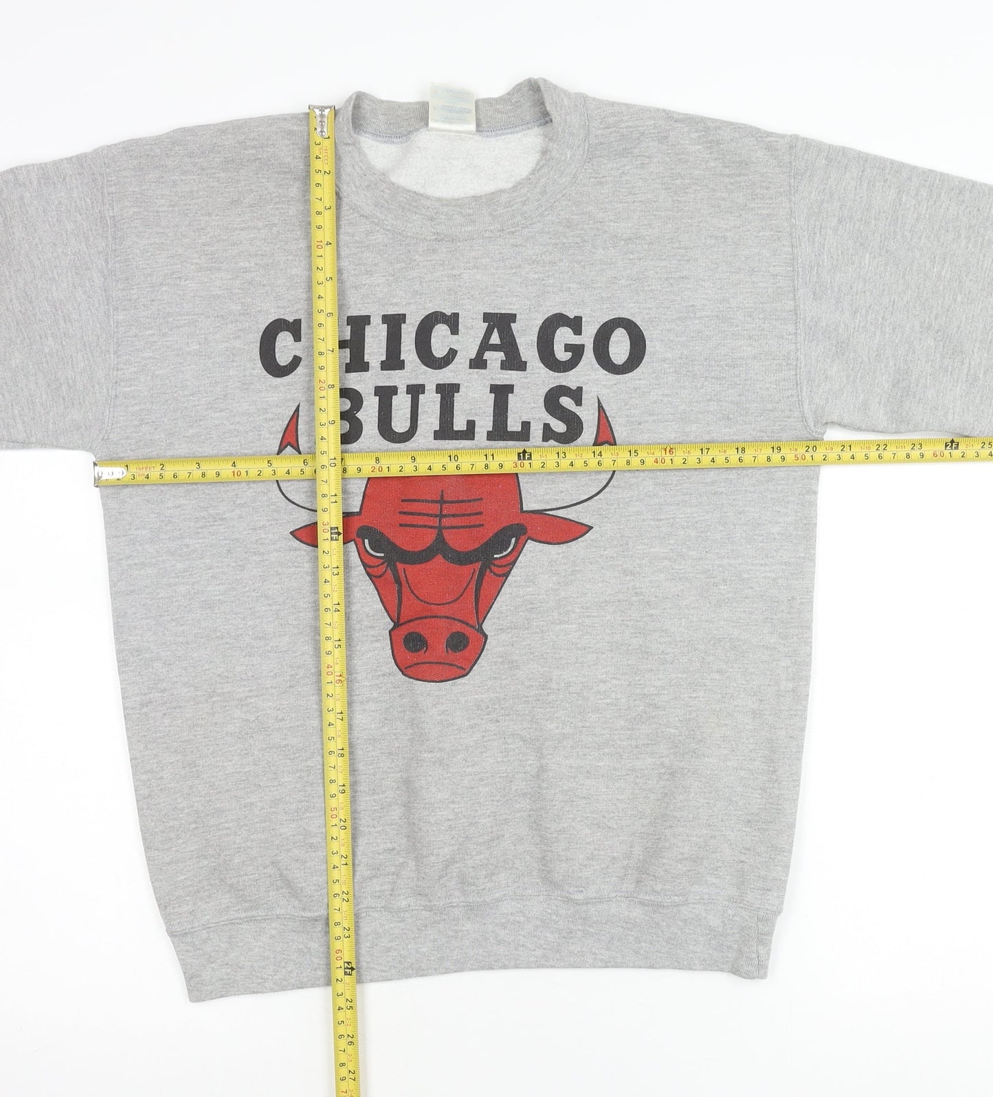 Gildan Women’s Grey Chicago Bulls Sweatshirt Size S Crew Neck