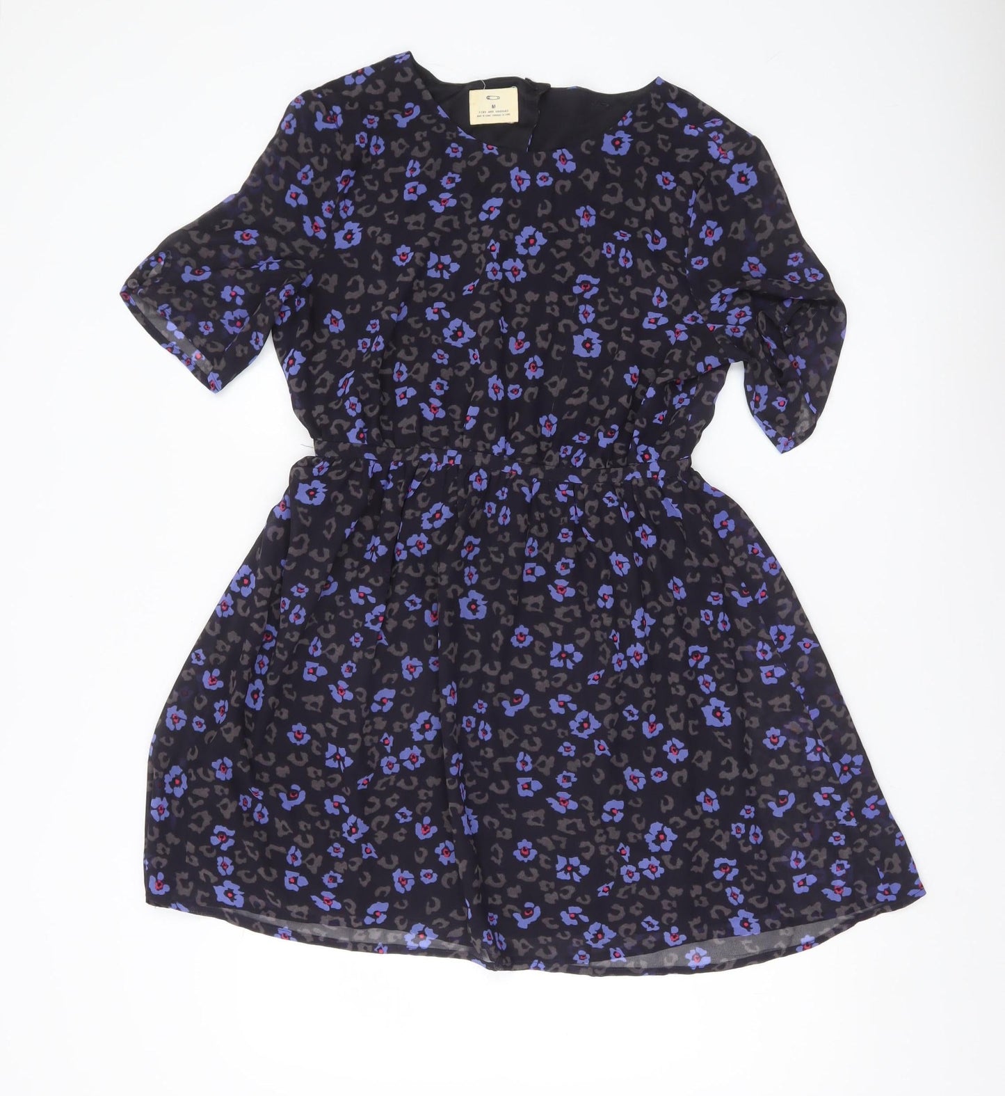 Pins and Needles Women’s Black Skater Dress M Short Sleeve Animal Print