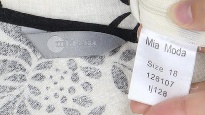 Mia Moda Women’s Black White Floral Wrap Sleeveless Blouse Size 18