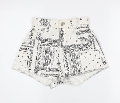 Bershka Women’s White High Rise Cut-Off Cotton Shorts Size 8