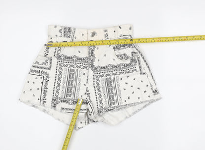 Bershka Women’s White High Rise Cut-Off Cotton Shorts Size 8