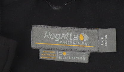 Mens UK Size XL Regatta Black Soft Shell