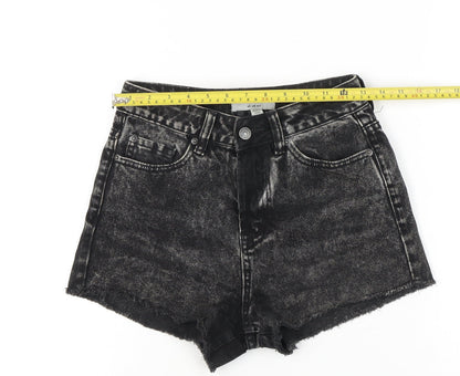 New Look Women’s Black Acid Wash Denim Cut-Off Shorts UK 8