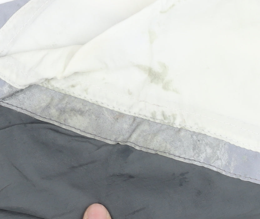 Nike Men’s Grey Black White Windbreaker Jacket M Hooded Lightweight