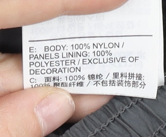 Nike Men’s Grey Black White Windbreaker Jacket M Hooded Lightweight