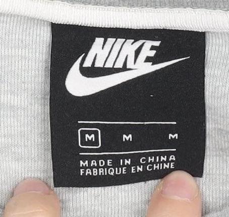 Nike Women’s Grey Sweatshirt Medium Crew Neck Long Sleeve Zip Pocket