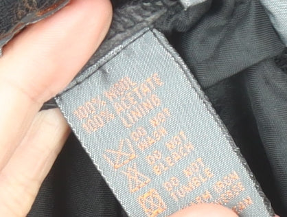 Bassini Women’s Black Wool Pencil Skirt Size 12 Midi Workwear