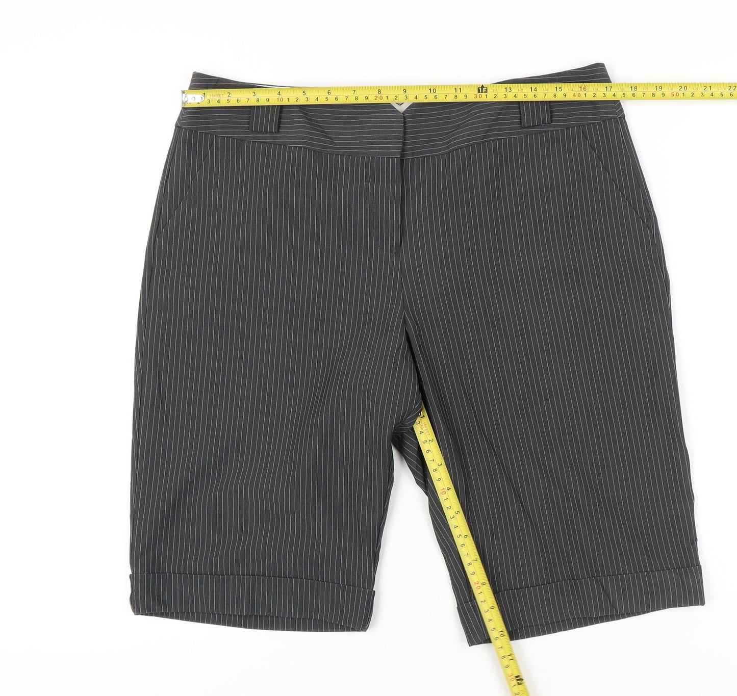 Dorothy Perkins Women Grey Pinstripe Bermuda Shorts Size 14