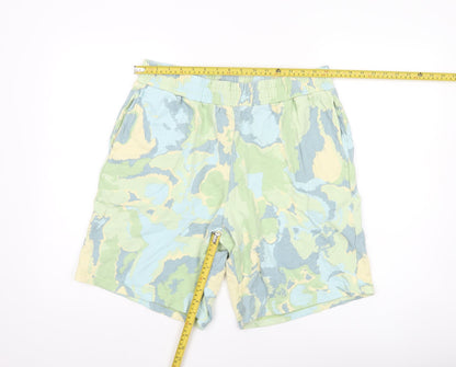 Monki Men’s Multicoloured Camouflage Shorts L Elastic Waist Casual