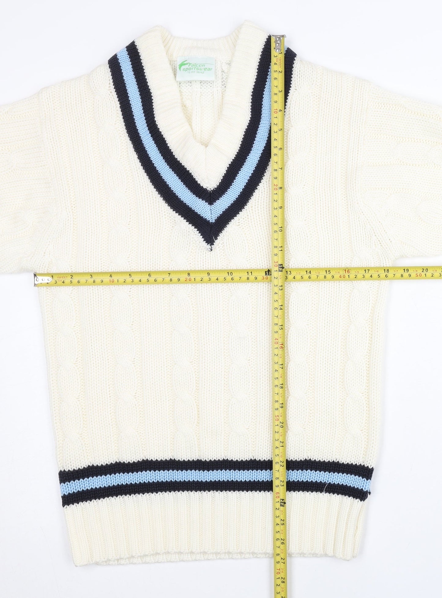 Falcon Sportswear Women’s Ivory Cable Knit V-Neck Jumper M
