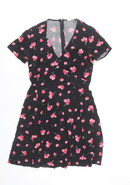 GAP Women’s Black Floral Fit & Flare V-Neck Knee Length Dress Size 8