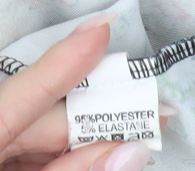 Boohoo Womens Multicoloured Floral T-Shirt Size 6 Short Sleeve