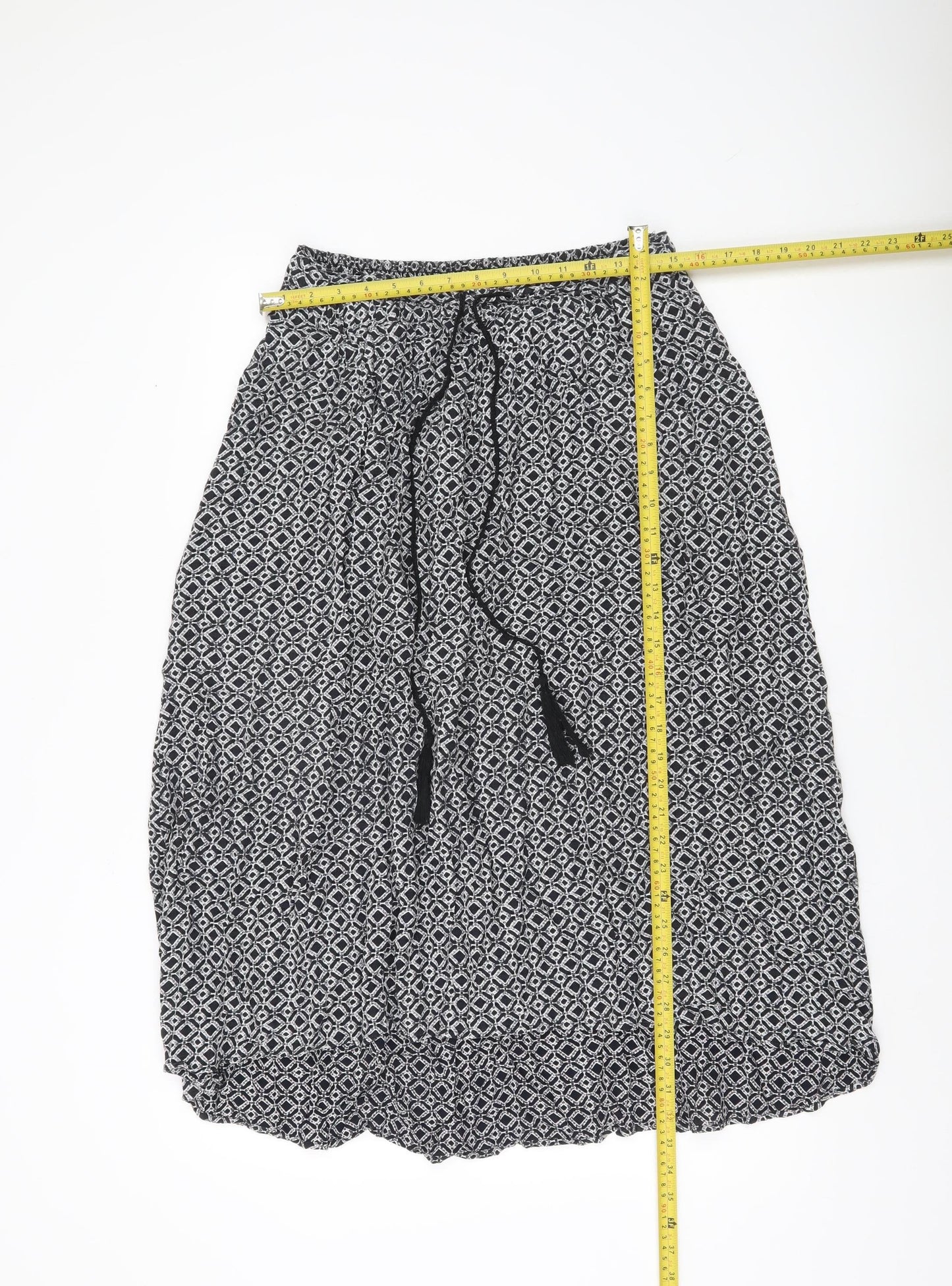 Little Stuff Women’s Black Geometric Elastic Waist Knee Skirt Size 10